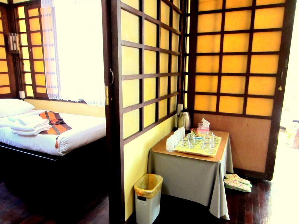 Golden Teak Homestay Mae Rim Exterior photo